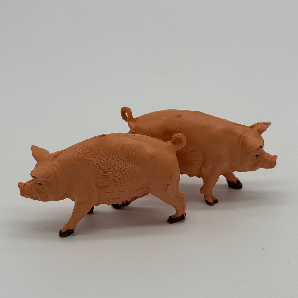 Vintage Hard Plastic Pig Figurine Lot of 2 Dime Store Mini Mud Farm Animal Toy